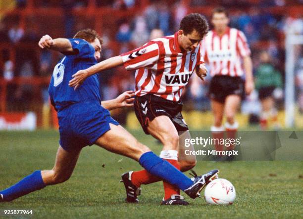 Sunderland 1-2 Leicester, League match at Roker Park, Sunday 15th November 1992. Brian Atkinson, Sunderland, gets the better of Colin Hull of...