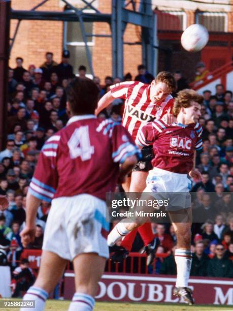 Sunderland 1-1 West Ham, FA Cup match at Roker Park, Saturday 15th February 1992. Gordon Armstrong, Sunderland.