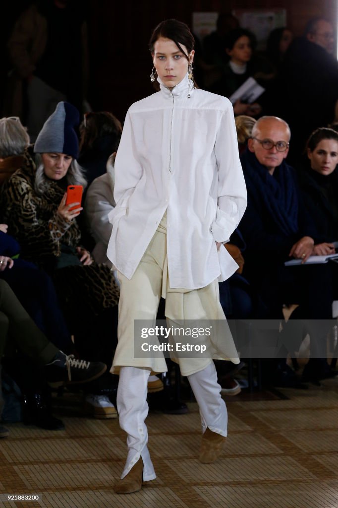 Lemaire : Runway - Paris Fashion Week Womenswear Fall/Winter 2018/2019