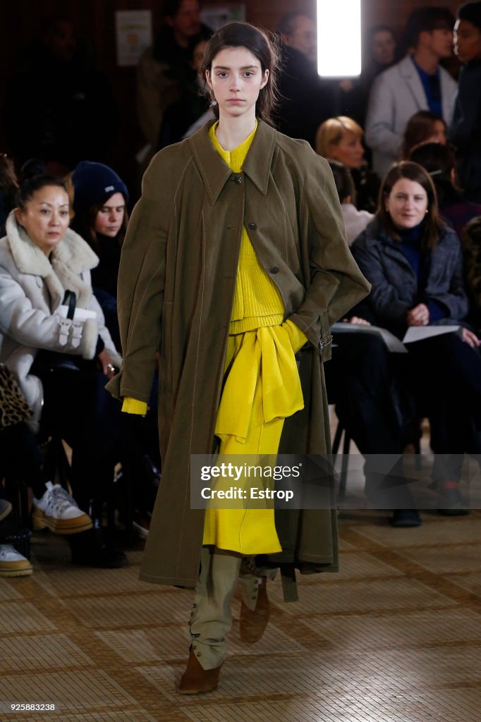 Lemaire : Runway - Paris Fashion Week Womenswear Fall/Winter 2018/2019