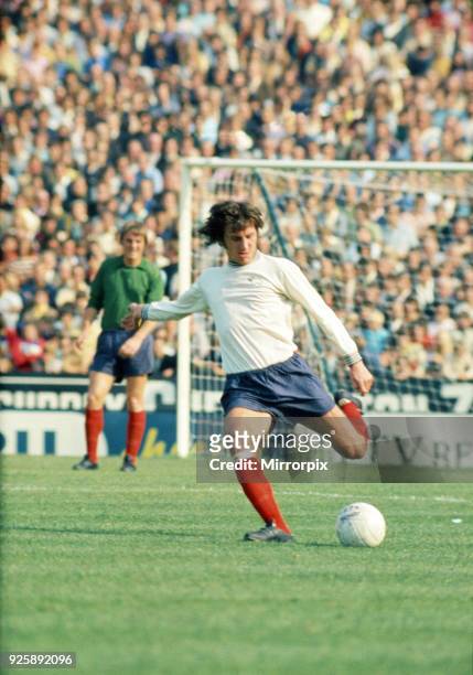 Roy McFarland of Derby, Chelsea 1 v Derby County 1, League Division One. Stamford Bridge, 18th September 1971.