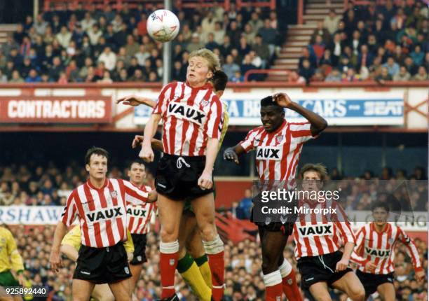 Sunderland 1 -2 Newcastle Football league division one match held at Roker Park, 18th October 1992.