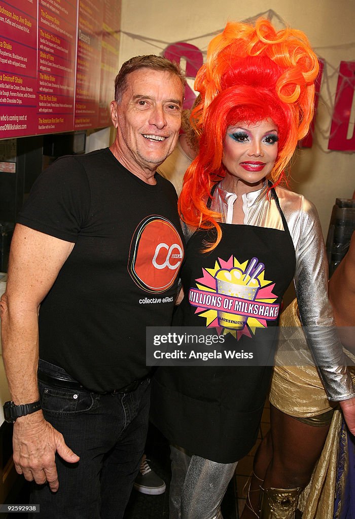 La Toya Jackson Works Behind The Counter At Millions Of Milkshakes