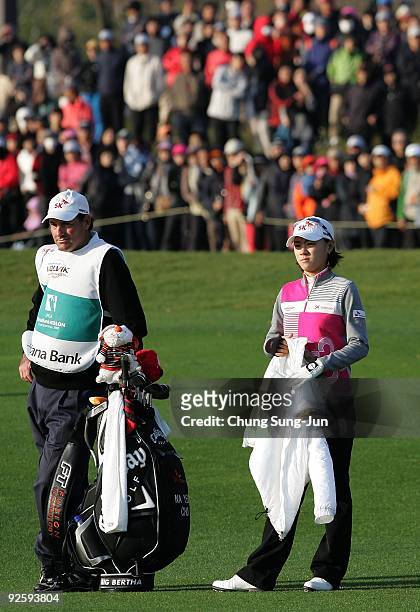 Na-Yeon Choi of South Korea on the 18th hole during final round of Hana Bank Kolon Championship at Sky 72 Golf Club on November 1, 2009 in Incheon,...