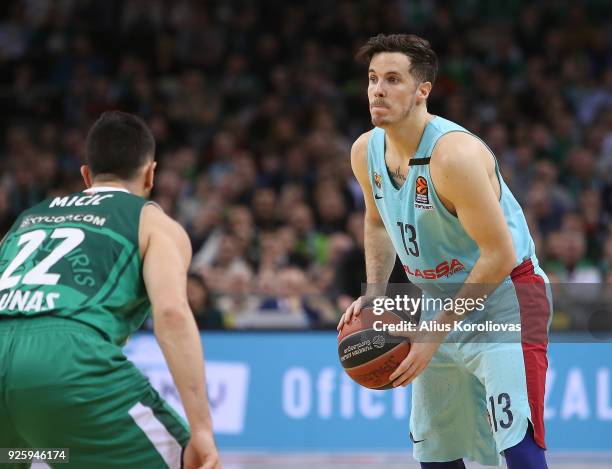 Thomas Heurtel, #13 of FC Barcelona Lassa competes with Vasilije Micic, #22 of Zalgiris Kaunas in action during the 2017/2018 Turkish Airlines...