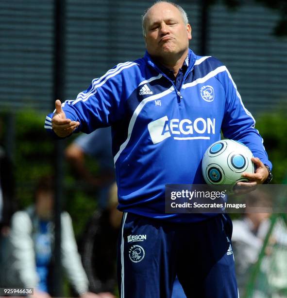 Coach Martin Jol of Ajax, during the Dutch KNVB Beker match between AZ Alkmaar v Fc Twente at the AFAS Stadium on February 28, 2018 in Alkmaar...