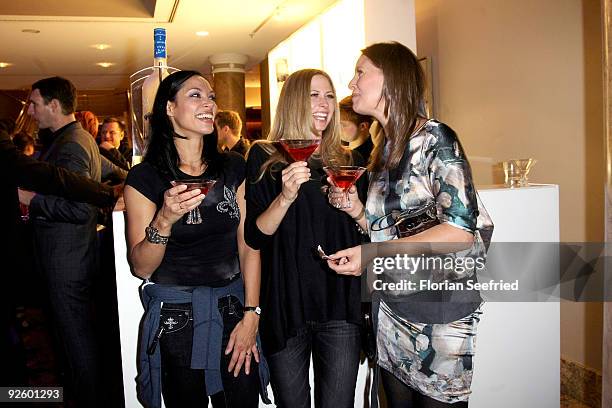 Actress Chantal de Freitas and model Molly Nuo and Dana Schweiger attend the aftershowparty of 'Event Prominent 2009' at the Hotel Grand Elysee on...