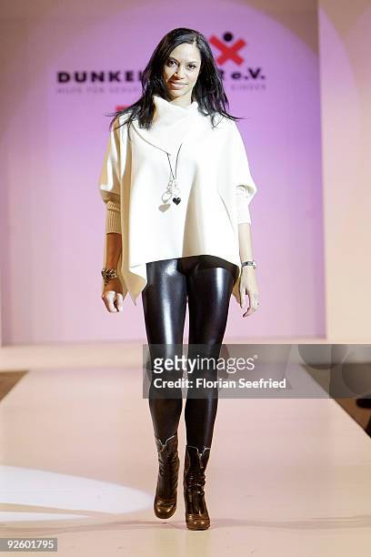 Actress Model Chantal de Freitas walks down the runway at the 'Event Prominent 2009' fashion show at the Hotel Grand Elysee on November 1, 2009 in...