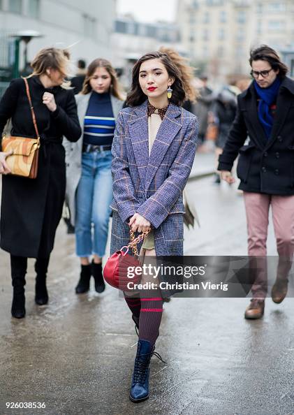 Street Style : Paris Fashion Week Womenswear Fall/Winter 2018/2019 : Day Four Street Style : Paris Fashion Week Womenswear Fall/Winter 2018/2019 : Day Four