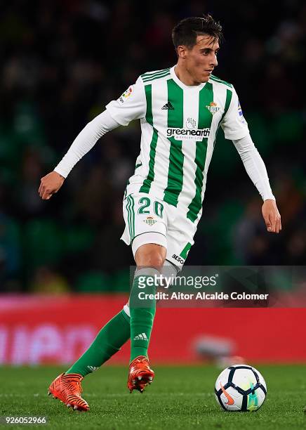 Cristian Tello of Real Betis Balompie in action during the La Liga match between Real Betis and Real Sociedad at Estadio Benito Villamarin on March...