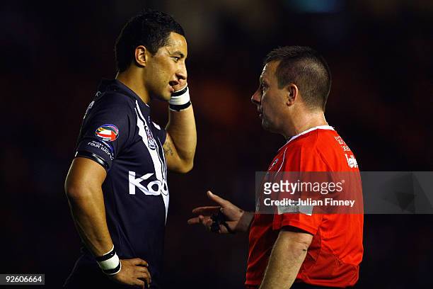 Benji Marshall of New Zealand is lectured by Referee Steve Ganson of England during the Gillette Four Nations Rugby League match between Australia...