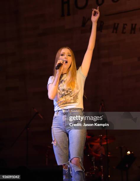 Singer Kalie Shorr performs at War Memorial Auditorium on March 1, 2018 in Nashville, Tennessee.