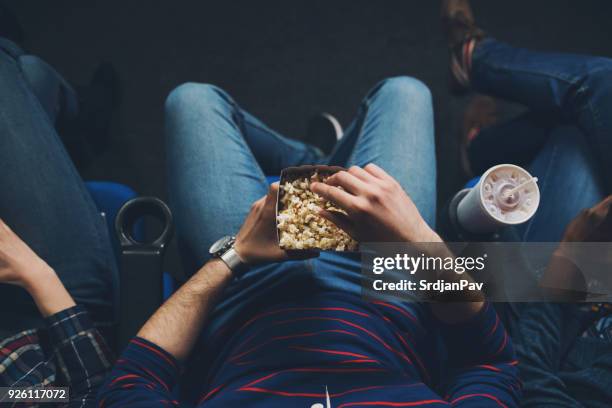 cozy time at the cinema - good time filme imagens e fotografias de stock