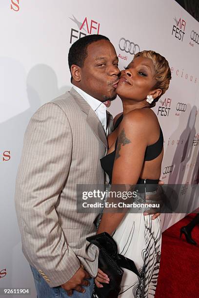 Kendu Isaacs and Mary J. Blige at Lionsgate Los Angeles Premiere of "Precious" at the AFI Fest on November 01, 2009 in Hollywood, California.