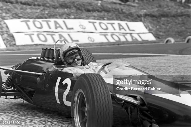Bruce McLaren, Cooper-Climax T73, Grand Prix of France, Rouen-Les-Essarts, 28 June 1964.