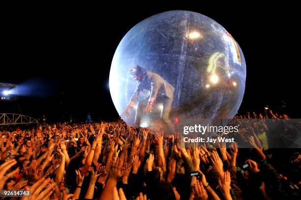 Wayne Coyne of The Flaming Lips performs at the 2009 Voodoo Experience at City Park on November 1, 2009 in New Orleans, Louisiana.