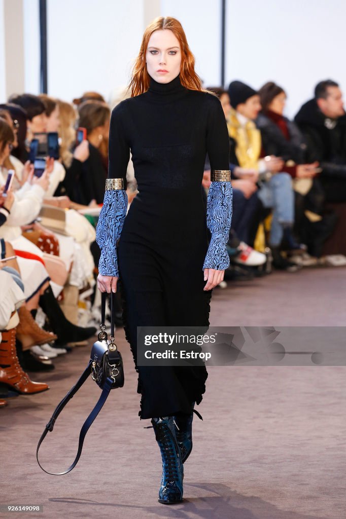 Chloe : Runway - Paris Fashion Week Womenswear Fall/Winter 2018/2019