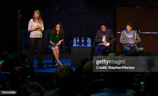 Andra Reeve Rabb Photos and Premium High Res Pictures - Getty Images