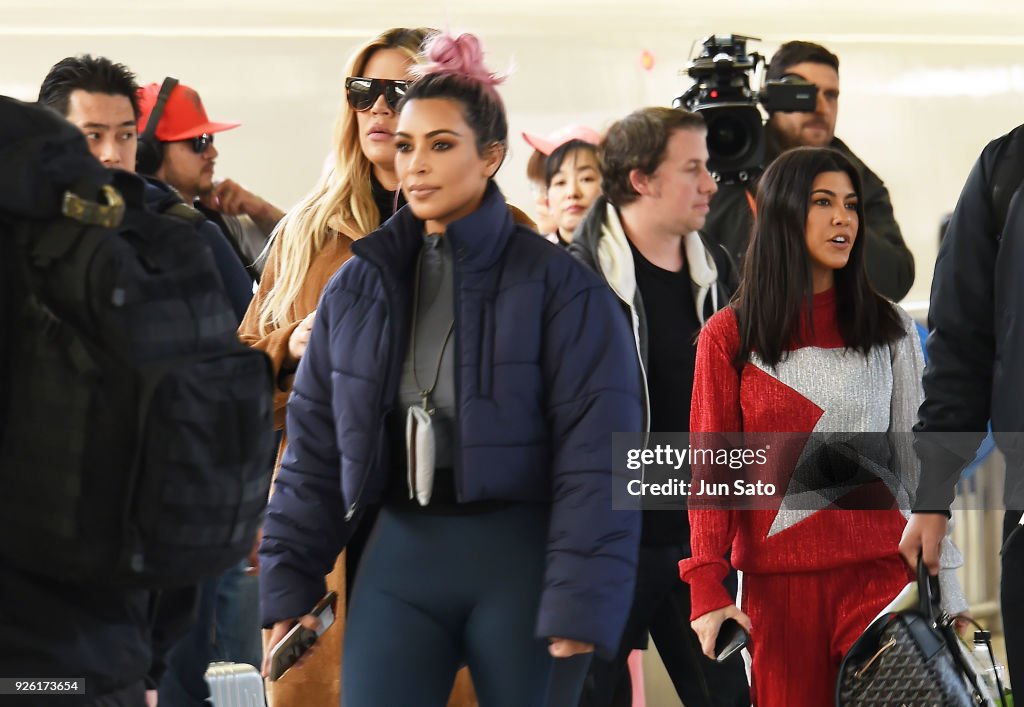 Kim Kardashian, Kourtney Kardashian and Khloe Kardashian Sighting in Tokyo