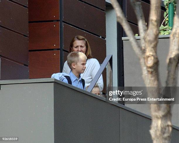 The children of Princess Cristina Miguel Urdangarin de Borbon and Irene Urdangarin de Borbon leave their home on November 2, 2009 in Barcelona, Spain.