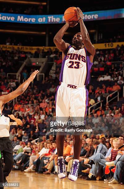 Jason Richardson of the Phoenix Suns shoots against the Minnesota Timberwolves during the game on November 1, 2009 at US Airways Center in Phoenix,...
