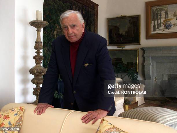 Author, writer, Gore Vidal poses at his home in Ravello, southern Italy.