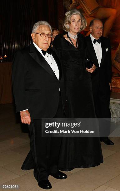 56th Secretary of State of the United States Henry Kissinger and wife Nancy Maginnes attends the 2009 Library Lions Benefit at the New York Public...