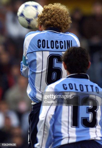 Argentine player Fabricio Coloccini heads the ball to score the third goal against Egypt, 20 June 20 2001, during their Group A game for the 2001...