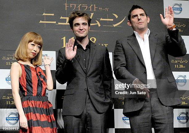 Singer Miliyah Kato, actor Robert Pattinson and director Chris Weitz attend the "The Twilight Saga: New Moon" press conference at Shinagawa Intercity...