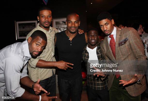 Braylon Edwards, Kerry Rhodes, Tyson Beckford, Kevin Hart, and Fonzworth Bentley attend the Kerry Rhodes Foundation celebrity bowling at Lucky Strike...