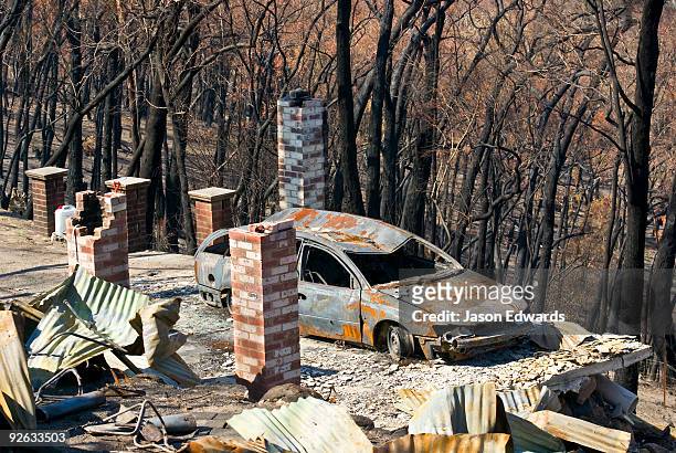 near humevale, kinglake national park, victoria, australia - bushfires burn across victoria stock pictures, royalty-free photos & images