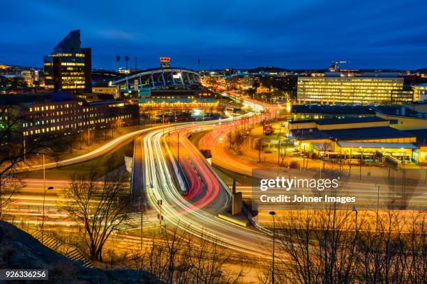 traffic light trails - göteborg stad bildbanksfoton och bilder