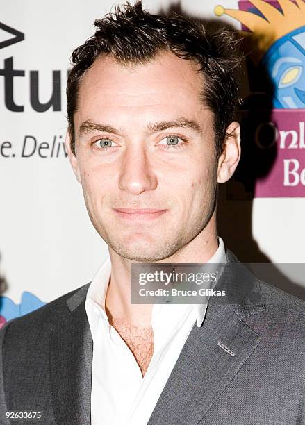 Jude Law poses at the 10th Anniversary of Only Make Believe at the Shubert Theatre on November 2, 2009 in New York City.