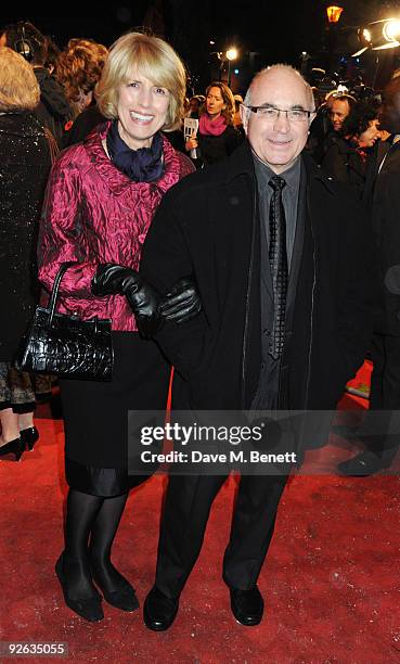 Bob Hoskins attends the World premiere of 'A Christmas Carol', at the Odeon Leicester Square on November 3, 2009 in London, England.