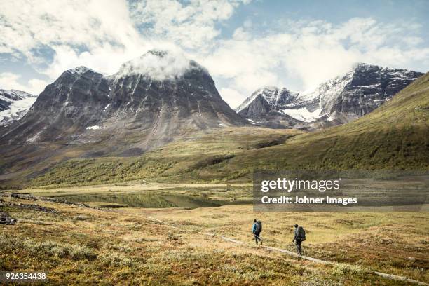 hikers in mountains - sweden nature stock pictures, royalty-free photos & images