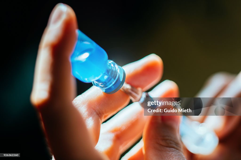 Making Random Injection Preparing An Injection High-Res Stock Photo - Getty Images