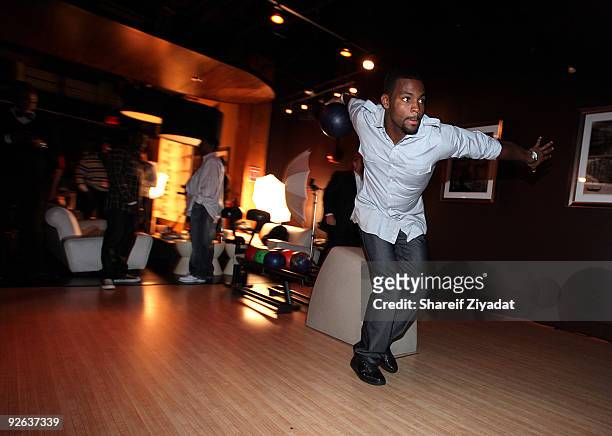 Braylon Edwards attends the Kerry RHODES Foundation black tie VIP dinner and celebrity bowling bash at Lucky Strike Lanes & Lounge on November 2,...