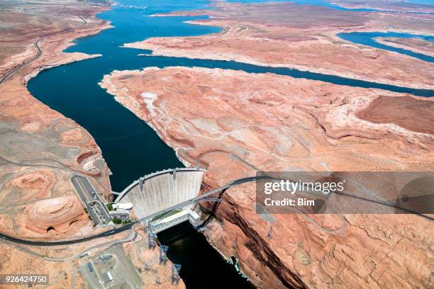 glen canyon dam, colorado river, aerial view, arizona, usa - glen canyon dam stock pictures, royalty-free photos & images