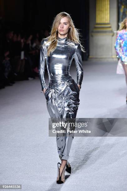 Kirstin Liljegren walks the runway during the Balmain show as part of the Paris Fashion Week Womenswear Fall/Winter 2018/2019 on March 2, 2018 in...