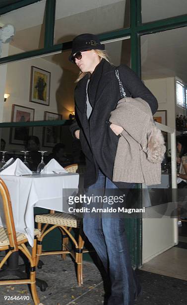Kate Hudson is seen after having lunch at Le Bilboquet on November 3, 2009 in New York City.