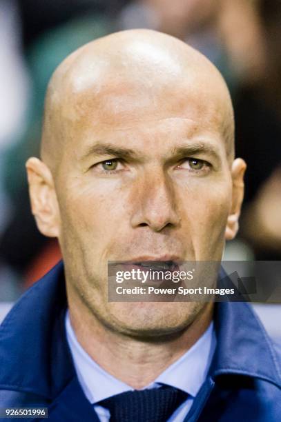 Manager Zinedine Zidane of Real Madrid reacts prior to the La Liga 2017-18 match between Levante UD and Real Madrid at Estadio Ciutat de Valencia on...