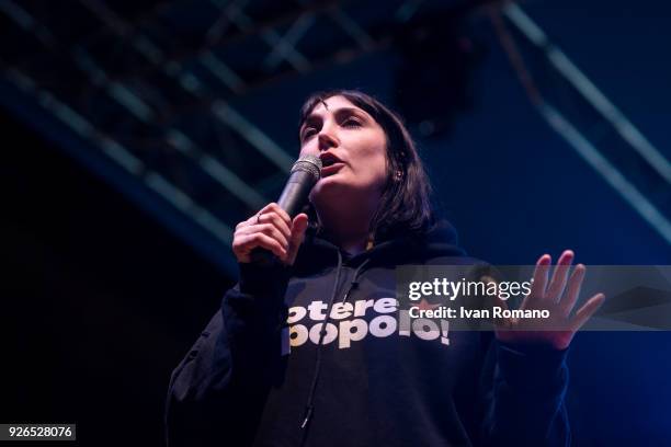 Viola Carofalo, leader of the extreme left party "Power to the People", closes his electoral campaign in Piazza Dante on March 2, 2018 in Naples,...