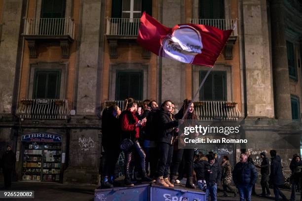 Viola Carofalo, leader of the extreme left party "Power to the People", closes his electoral campaign in Piazza Dante on March 2, 2018 in Naples,...