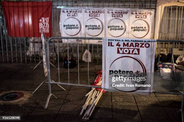 Viola Carofalo, leader of the extreme left party "Power to the People", closes his electoral campaign in Piazza Dante on March 2, 2018 in Naples,...