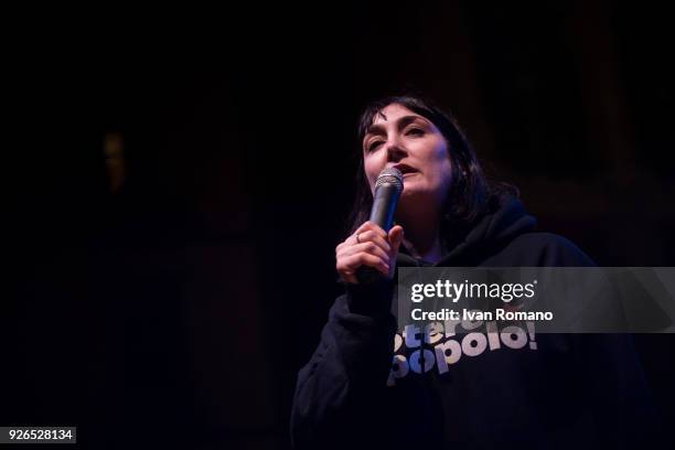 Viola Carofalo, leader of the extreme left party "Power to the People", closes his electoral campaign in Piazza Dante on March 2, 2018 in Naples,...