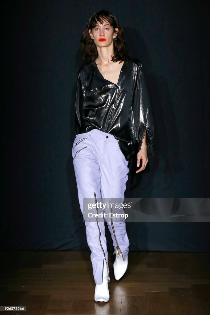 Each x Other : Runway - Paris Fashion Week Womenswear Fall/Winter 2018/2019