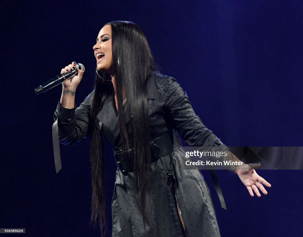 Demi Lovato Performs At The Forum