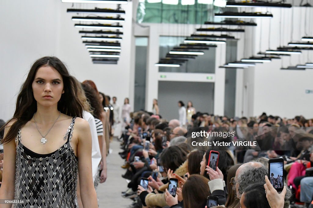 Paco Rabanne : Runway - Paris Fashion Week Womenswear Fall/Winter 2018/2019