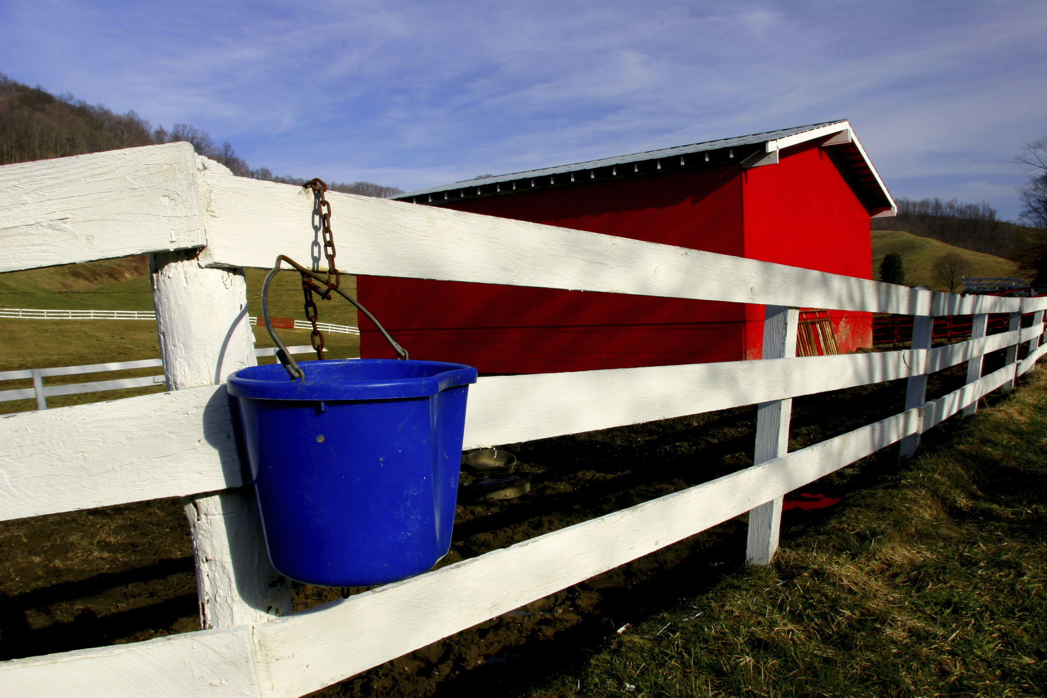 neutral tone fence
