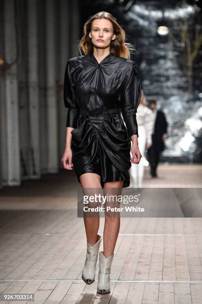 Edita Vilkeviciute walks the runway during the Isabel Marant show as part of the Paris Fashion Week Womenswear Fall/Winter 2018/2019 on March 1, 2018...